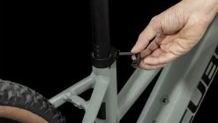 CUBE REACTION HYBRID Performance 500 - Women Electric Mountain Bike - 2023 - Swampgrey / Black -E-Bike World Shop 633111 d24161 1413914