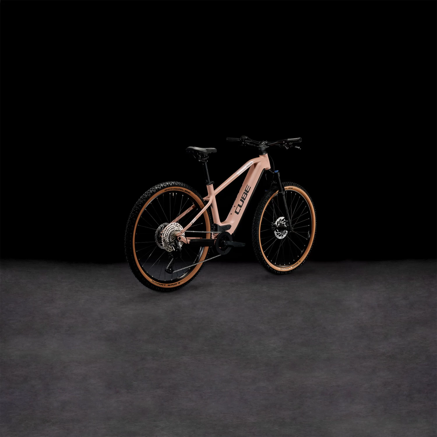 CUBE REACTION HYBRID Pro 750 - Electric Mountain Bike - 2023 - Blushrose / Silver 5 CUBE REACTION HYBRID Pro 750 - Electric Mountain Bike - 2023 - Blushrose / Silver - Image 3