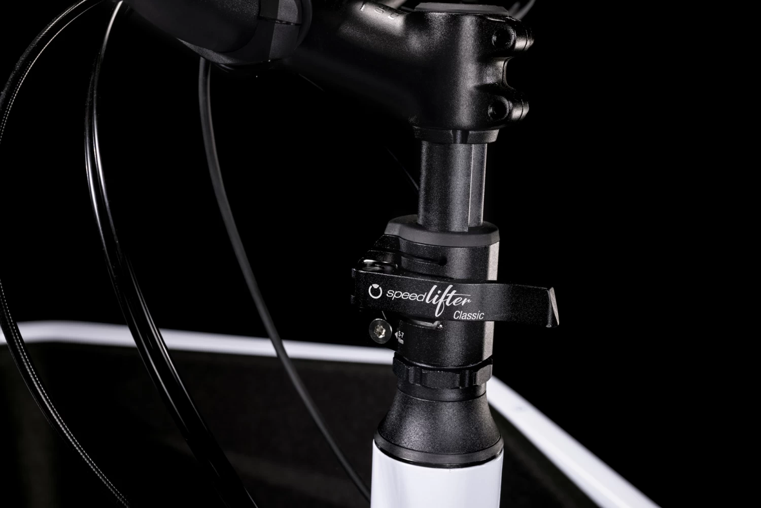 CUBE CARGO DUAL HYBRID 1000 - Electric Cargo Bike - 2023 - Flashwhite / Black 10 CUBE CARGO DUAL HYBRID 1000 - Electric Cargo Bike - 2023 - Flashwhite / Black - Image 9