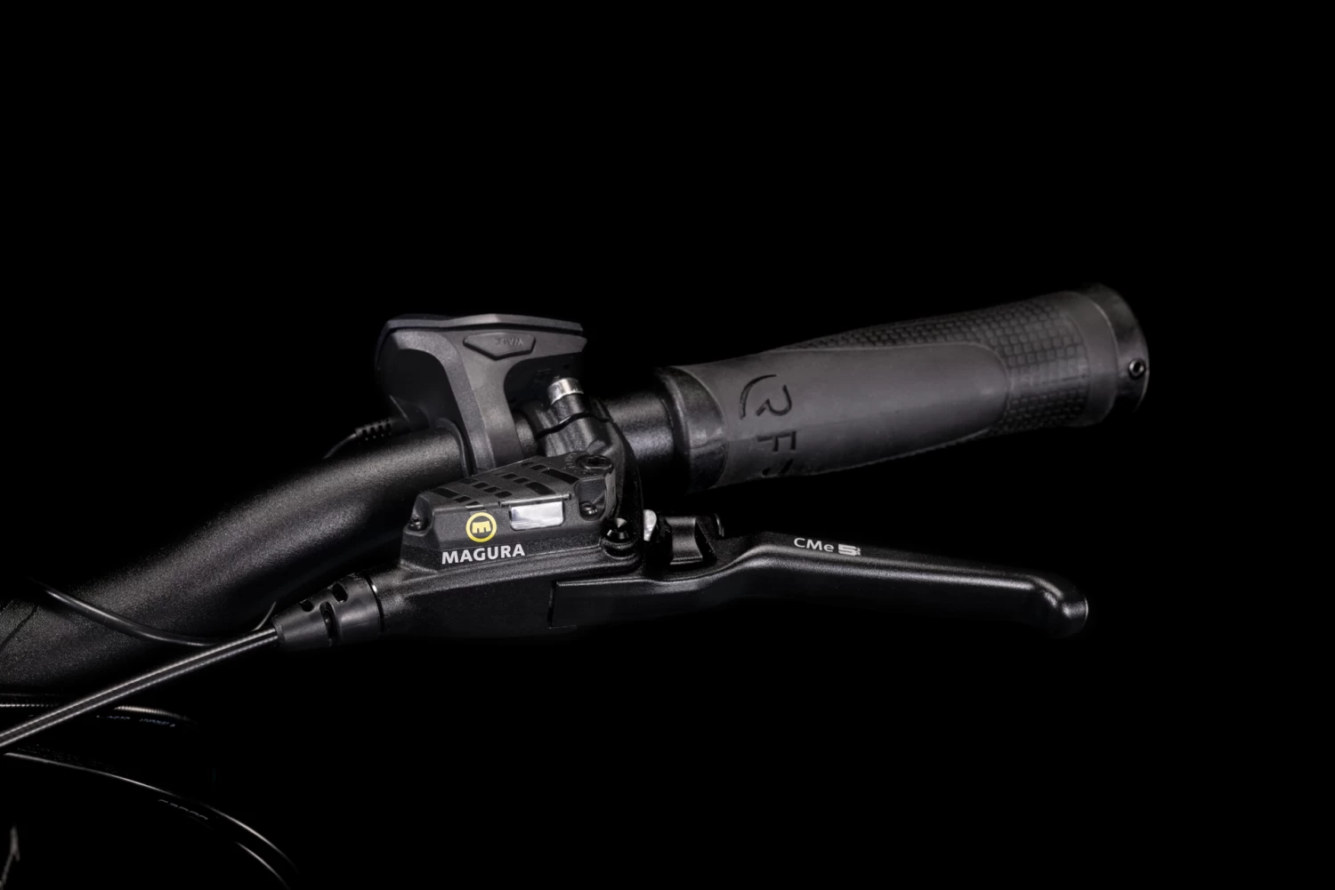 CUBE CARGO DUAL HYBRID 1000 - Electric Cargo Bike - 2023 - Blue / Lime 7 CUBE CARGO DUAL HYBRID 1000 - Electric Cargo Bike - 2023 - Blue / Lime - Image 5