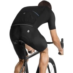 Assos MILLE GTS Spring Fall Vest C2 - BlackSeries -E-Bike World Shop assos mille gts spring fall vest c2 3 1495020