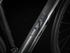 Trek Domane SL 7 Ultegra Di2 Roadbike Gen. 3 - 2023 - Dark Prismatic / Trek Black -E-Bike World Shop domanesl7 alt2 1232516