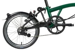 Brompton Electric C Line Explore - 6-Speed - High Bar - Extended Seatpost - 16" Electric Folding Bike - 2023 - Racing Green -E-Bike World Shop electric c line explore 6 speed high bar extended seatpost racing green 5 1452371 1