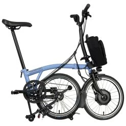 Brompton Electric C Line Explore - 6-Speed - Mid Bar - Standard Seatpost - 16" Electric Folding Bike - 2023 - Cloud Blue -E-Bike World Shop electric c line explore 6 speed mid bar standart seatpost cloud blue 3 1453264