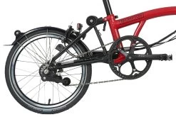 Brompton Electric C Line Explore - 6-Speed - Mid Bar - Standard Seatpost - 16" Electric Folding Bike - 2023 - House Red Matt 14 Brompton Electric C Line Explore - 6-Speed - Mid Bar - Standard Seatpost - 16" Electric Folding Bike - 2023 - House Red Matt -E-Bike World Shop electric c line explore 6 speed mid bar standart seatpost house red 5 1453190