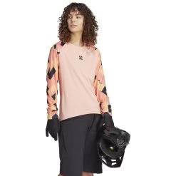 Five Ten TrailX Women's Longsleeve - Semi Coral Fusion -E-Bike World Shop five ten hs8756 trailx longsleeve semi coral fusion 04 1441144