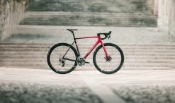 Basso DIAMANTE DISC - Ultegra 8150 Di2 - Carbon Road Bike - 2023 - Candy Red -E-Bike World Shop img 3321 edit 1368398
