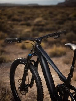 Giant TRANCE X ADVANCED E+ ELITE 1 - Carbon Electric Mountain Bike - 2023 - Gunmetal Black -E-Bike World Shop my23 trance x adv elite e 1 product hires 07 1549227