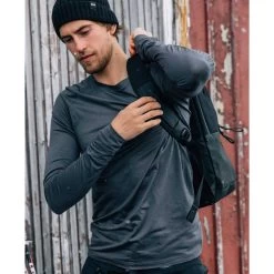 POC Light Merino Jersey - Turmaline Navy 10 POC Light Merino Jersey - Turmaline Navy -E-Bike World Shop poc 61610 men light merino jersey 03 911302