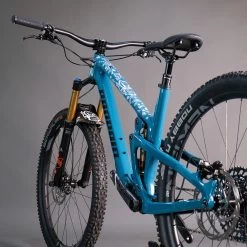 Unleazhed Frame Unscratch Bp01-S Frame Protection Tape Top Tube - Edition Serfaus Fiss Ladis White Glossy -E-Bike World Shop unleazhed frame unscratch bp01 s frame protection tape edition serfaus fiss ladis white glossy 3 1219263